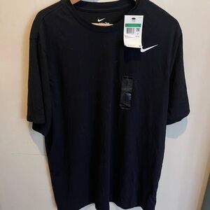 Nike Men's Black Dry Fit T-Shirt
